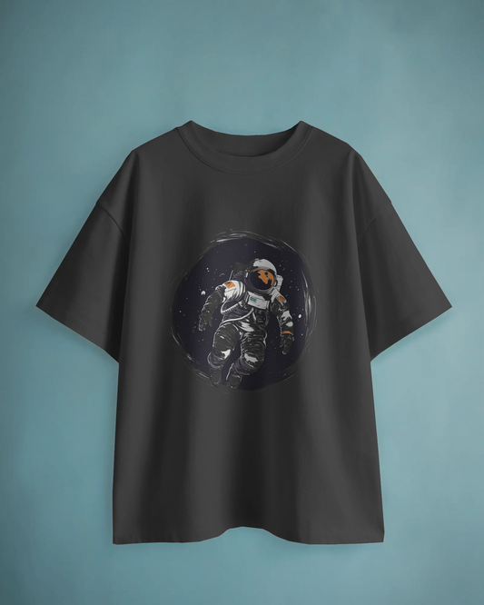 Minimalist astronaut t-shirt